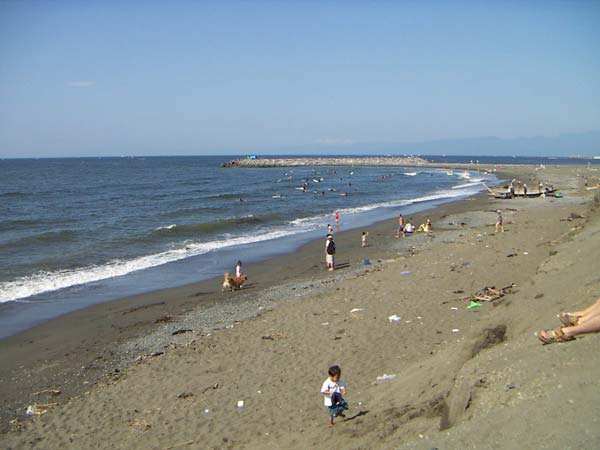 地引網船と海岸風景